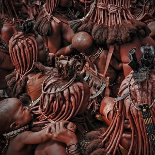 Omangete - Himba women with babies